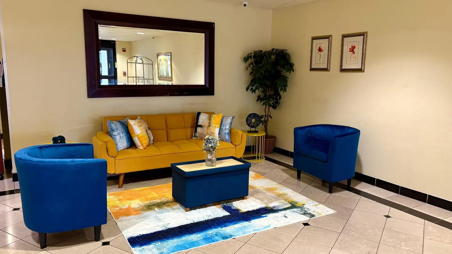 4 Smart Business Hotels Near Ridgeview Plaza Worth Booking