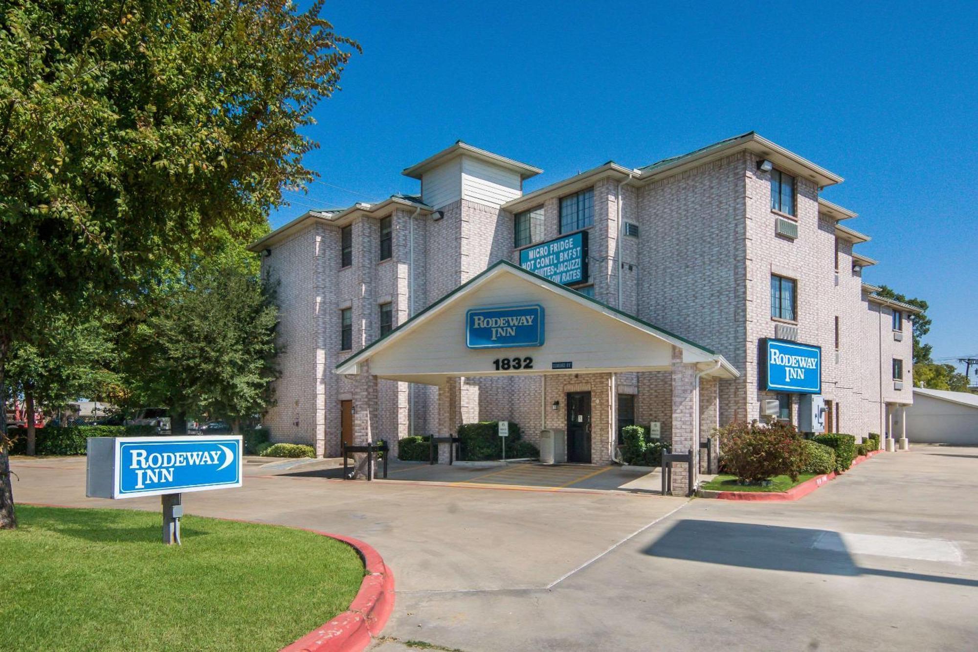 Where to Stay in Dallas-Fort Worth: 6 Best Budget Hotels
